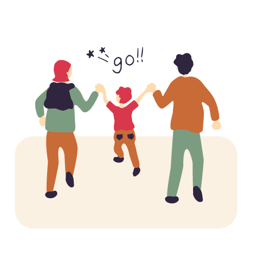 Due adulti e un bambino che intraprendono il percorso
